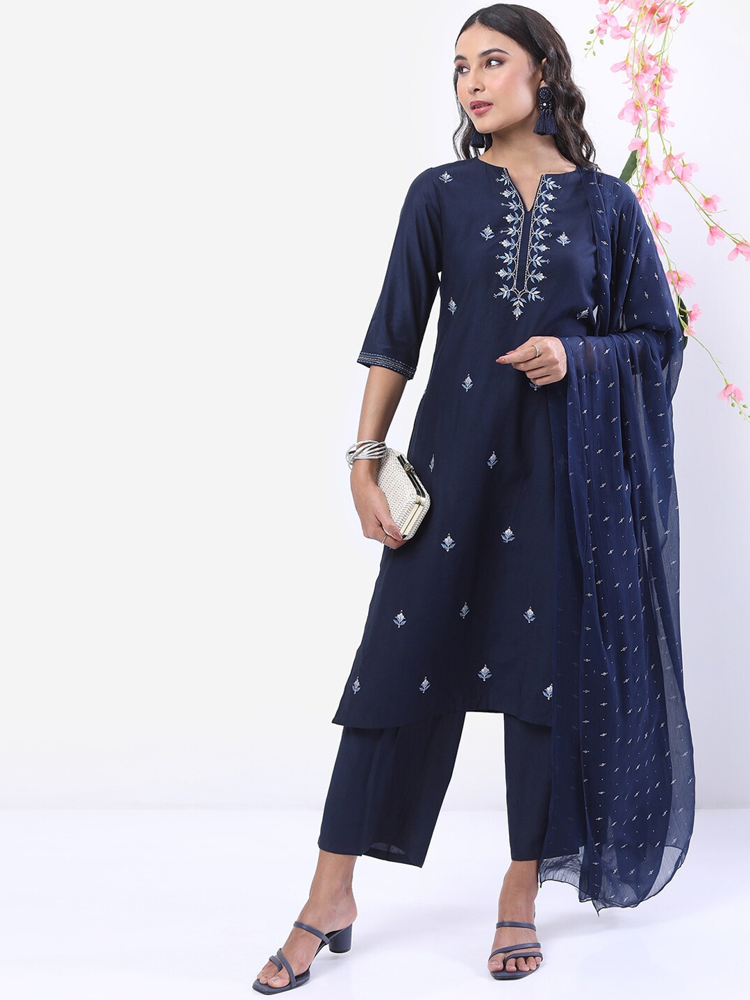 

Vishudh Navy Blue & White Embroidered Notched Neck Kurta With Palazzos & Dupatta