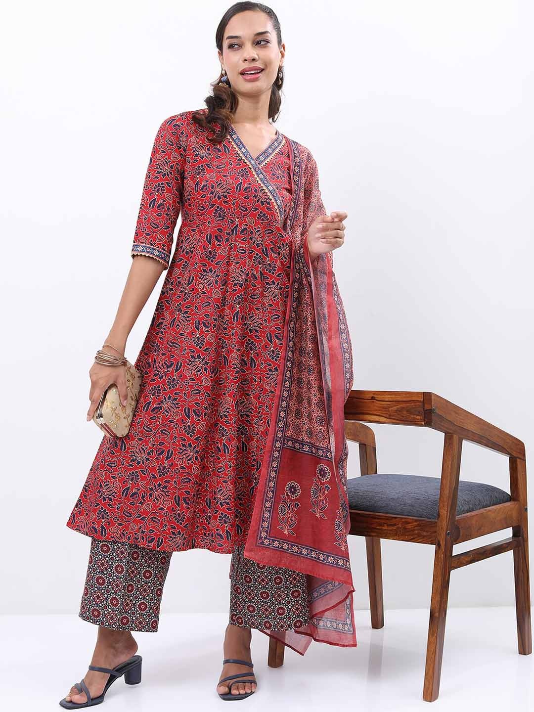 

Vishudh Red & Blue Floral Printed Angrakha Kurta With Palazzos & Dupatta