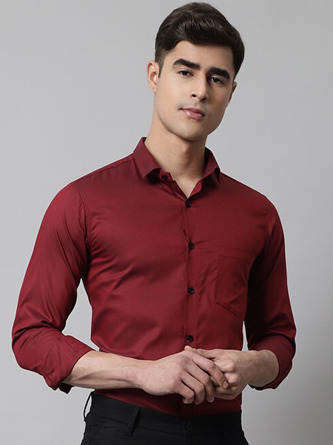 

Majestic Man Smart Spread Collar Slim Fit Casual Shirt, Maroon