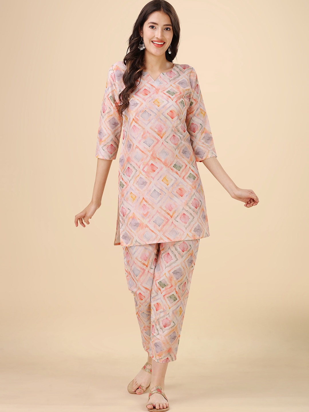 

heemara Geometric Printed Regular Kurti with Trousers, Orange