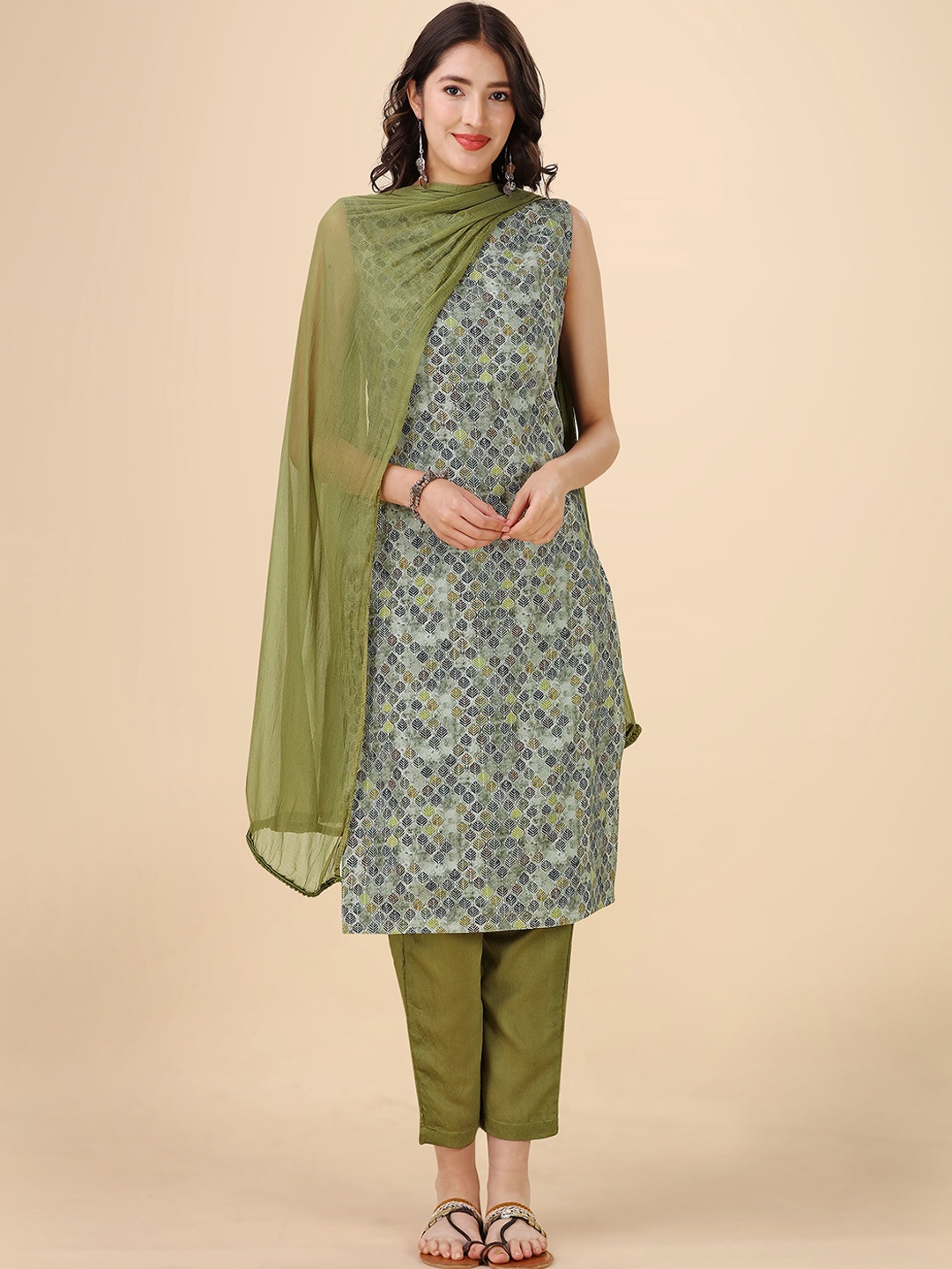 

heemara Ethnic Motifs Printed Pure Cotton Kurta with Trousers & With Dupatta, Green