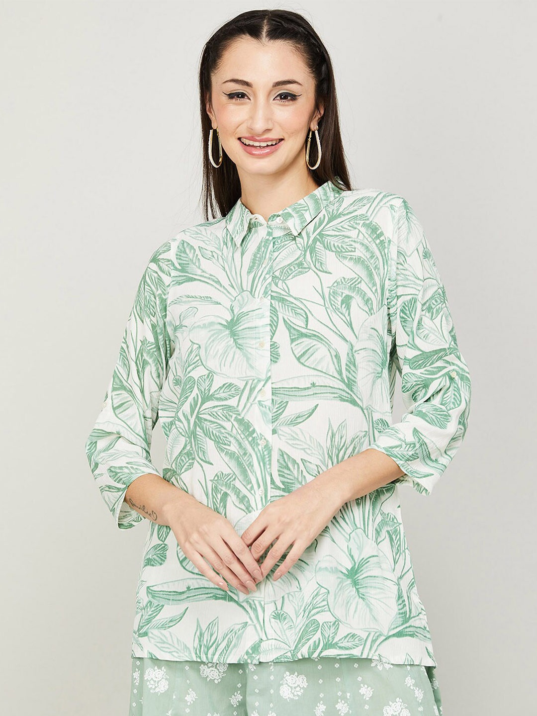 

Melange by Lifestyle Shirt Collar Floral Printed Kurti, Green