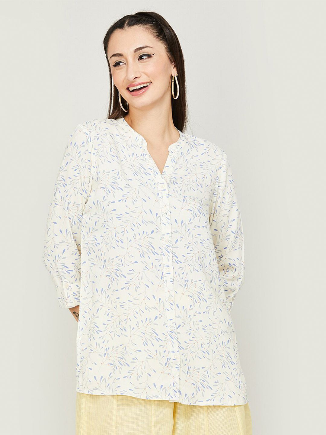 

Melange by Lifestyle Floral Printed V-Neck Kurti, Off white