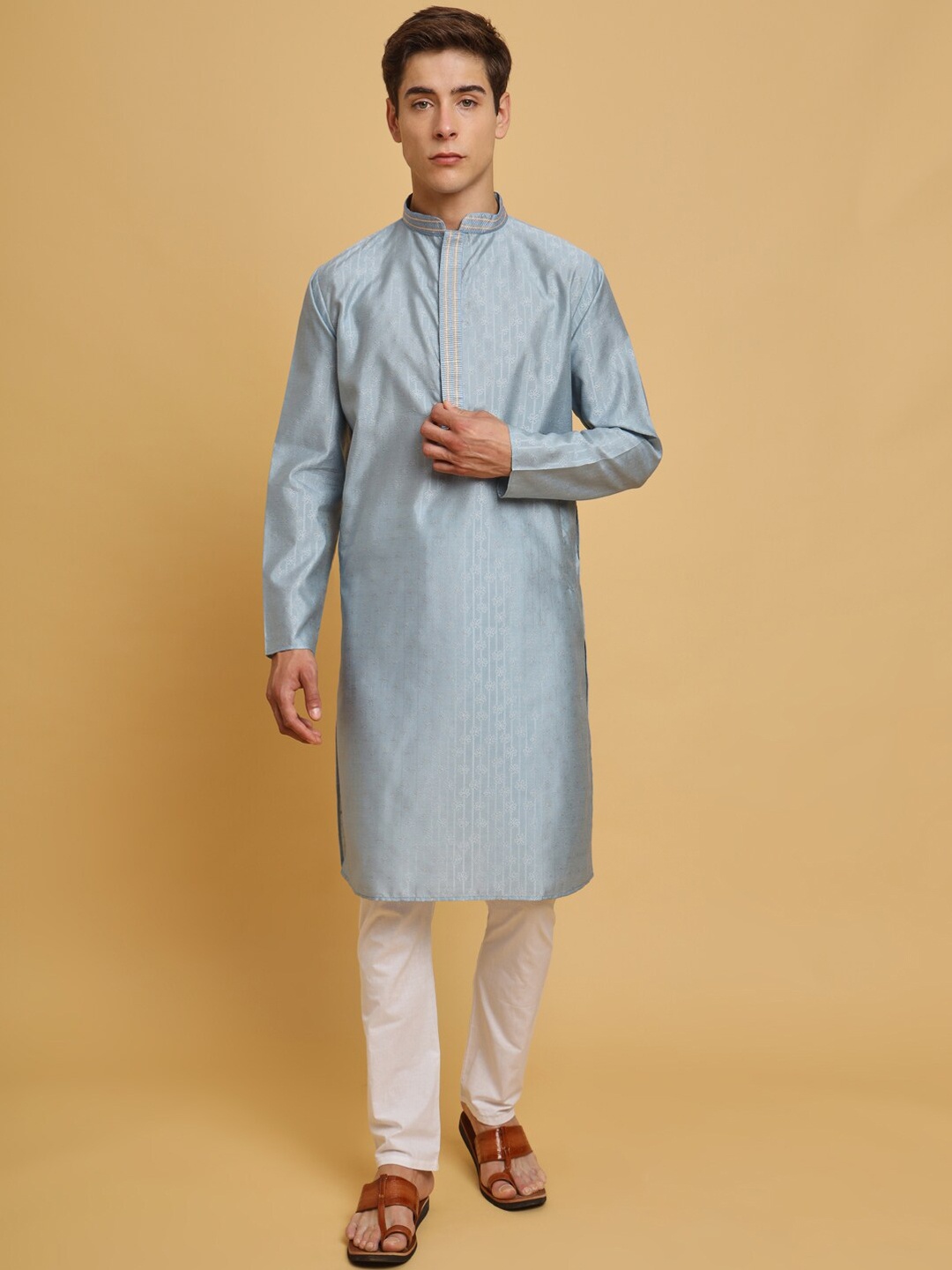 

SWAGG INDIA Mandarin Collar Woven Design Jacquard Chanderi Cotton Kurta, Blue