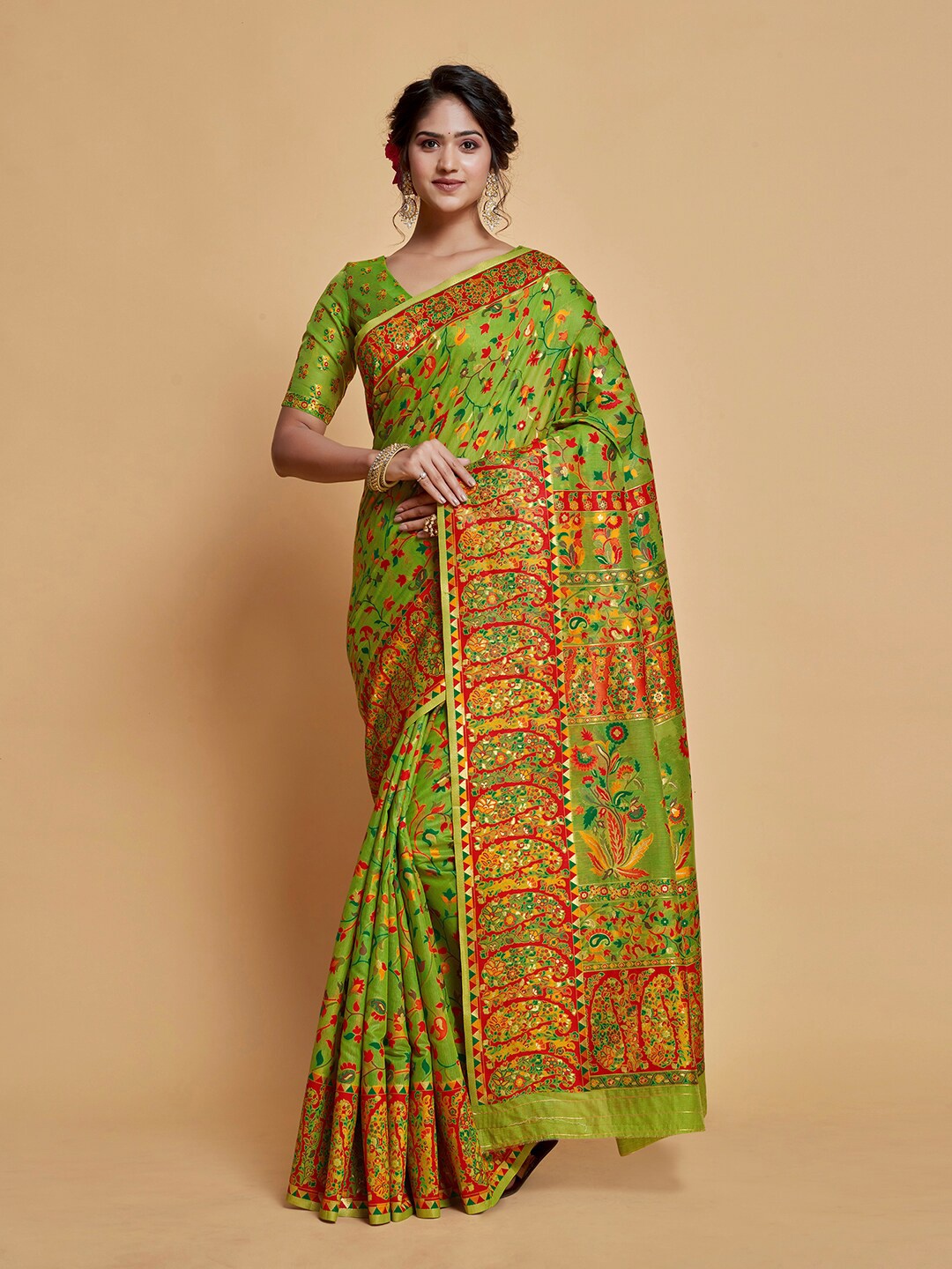 

Pisara Floral Woven Design Silk Cotton Banarasi Saree, Green