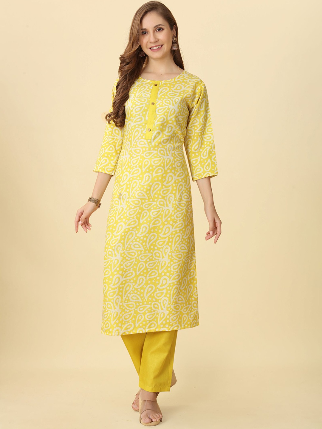 

KALINI Ethnic Motifs Printed Straight Kurta with Trousers, Yellow