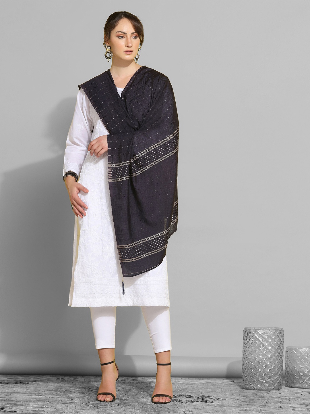 

Satrani Blue & Gold-Toned Woven Design Cotton Silk Dupatta With Sequinned, Navy blue