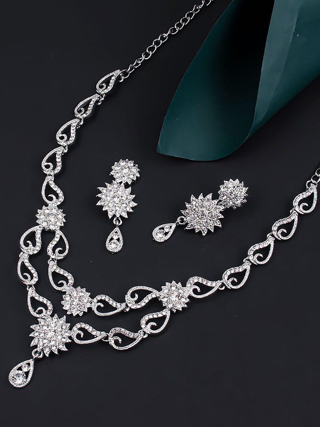 

Sukkhi Rhodium-Plated Stone-Studded Necklace and Earrings, Silver