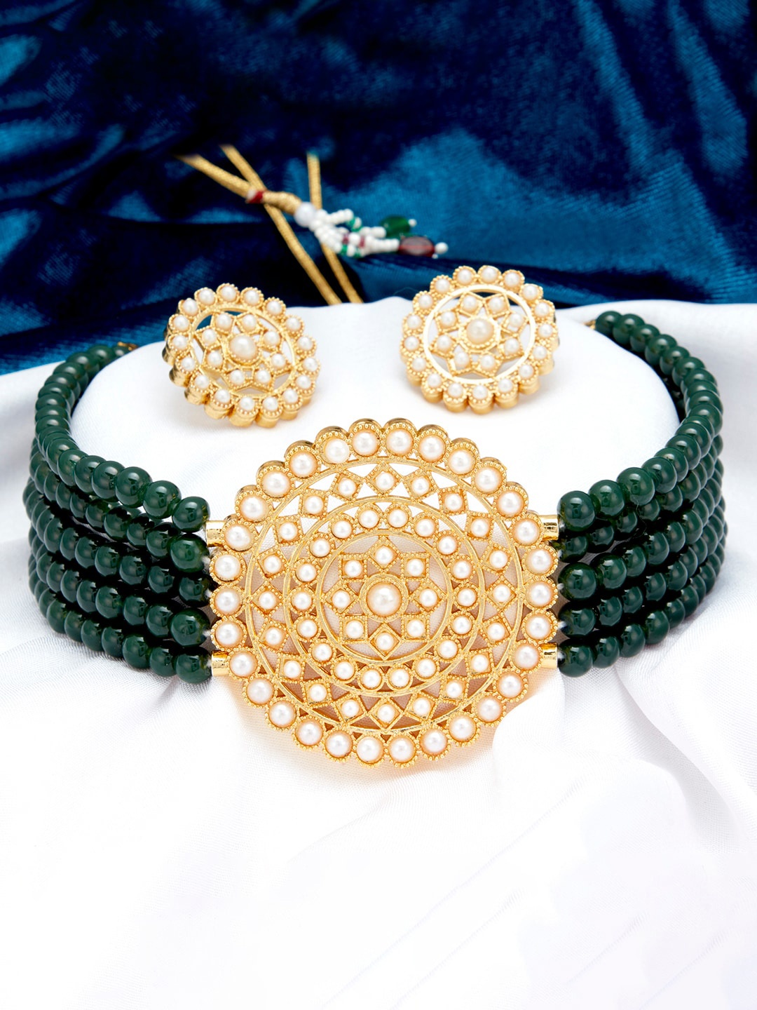 

Sukkhi Gold-Plated Pearl-Studded & Beaded Choker Necklace and Earrings
