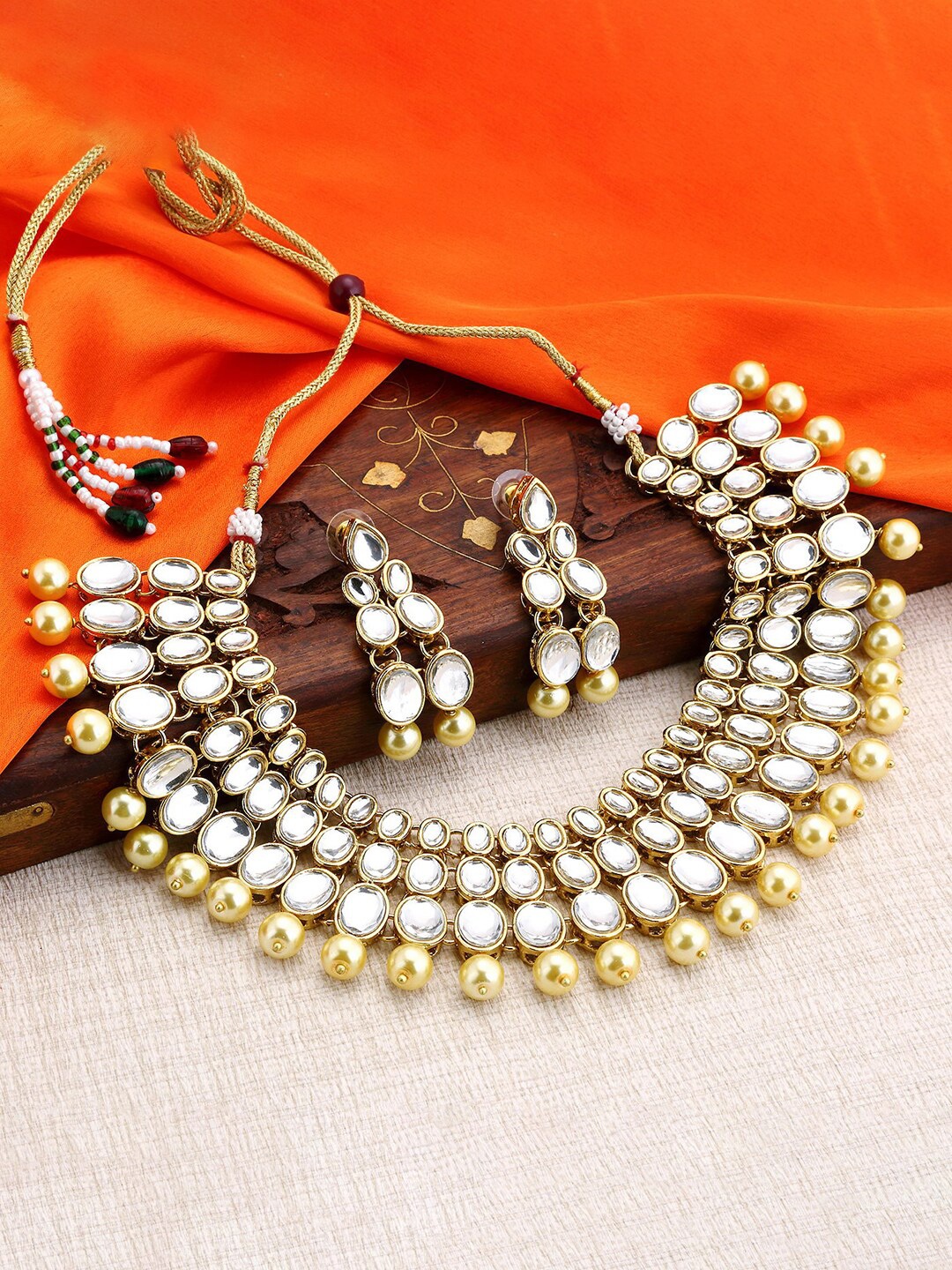

Sukkhi Gold-Plated Kundan Studded Necklace & Earrings