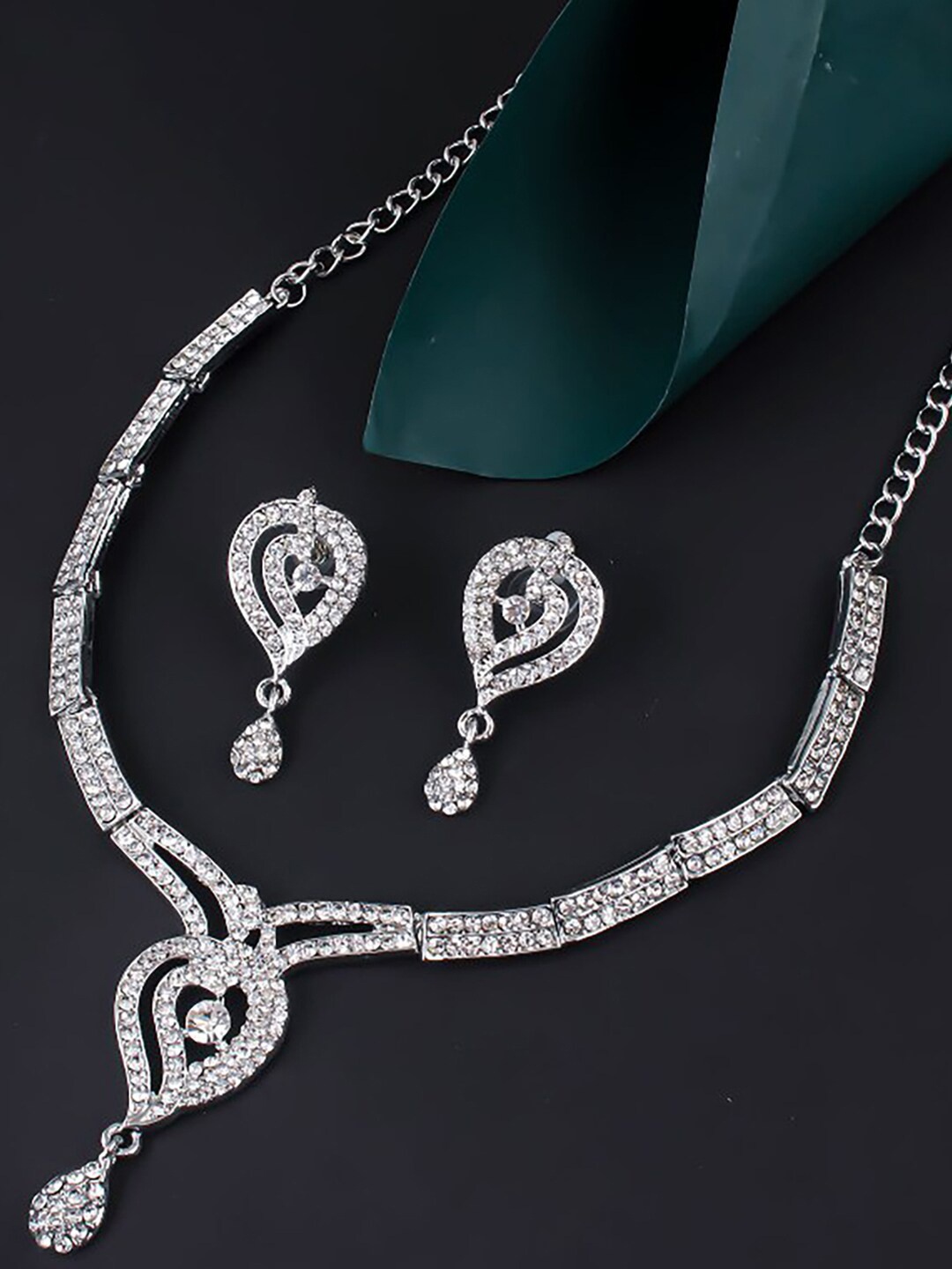 

Sukkhi Rhodium-Plated Stone-Studded Necklace & Earrings, Silver
