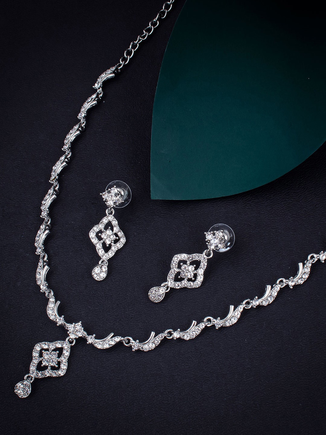 

Sukkhi Rhodium-Plated Stone-Studded Necklace and Earrings, Silver