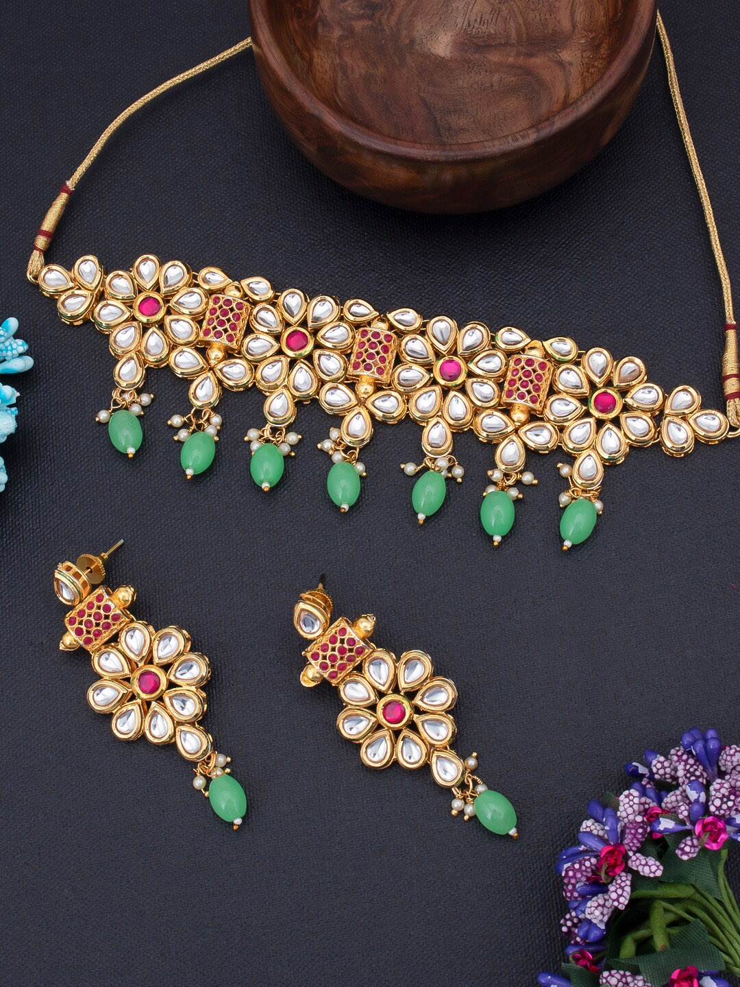 

Sukkhi Gold-Plated Kundan-Studded & Beaded Choker Necklace & Earrings Set