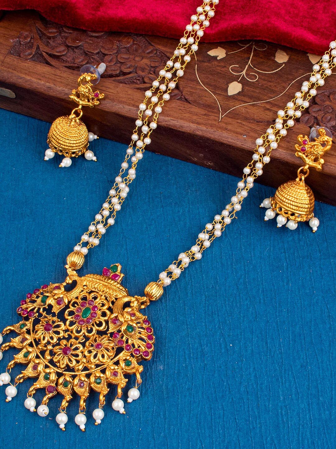 

Sukkhi Gold-Plated Stone Studded Jewellery Set