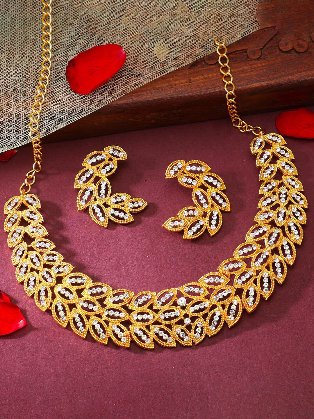 

Sukkhi Gold-Plated Stone Studded Necklace & Earrings