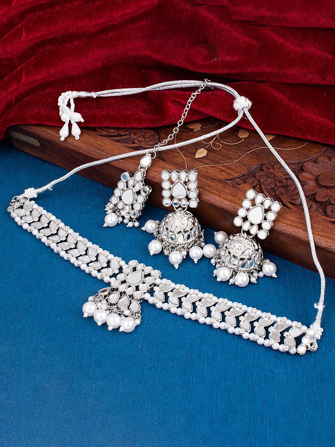 

Sukkhi Rhodium-Plated Stone-Studded and Beaded Jewellery Set, Silver