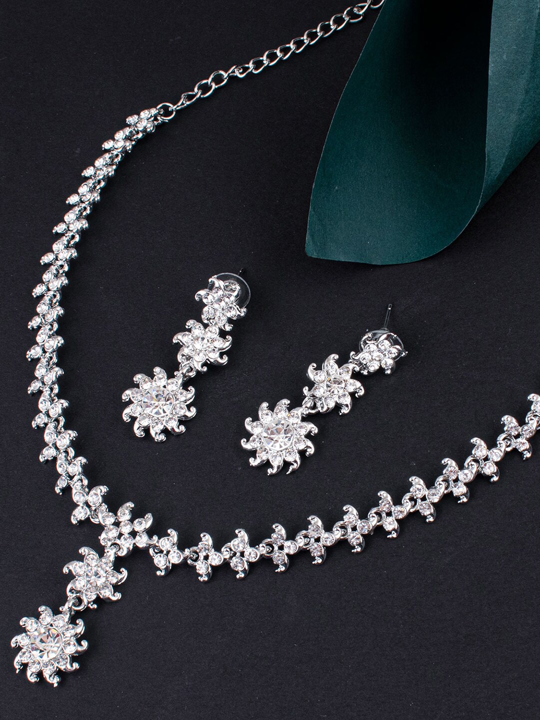 

Sukkhi Rhodium-Plated Stone Studded Jewellery Set, Silver