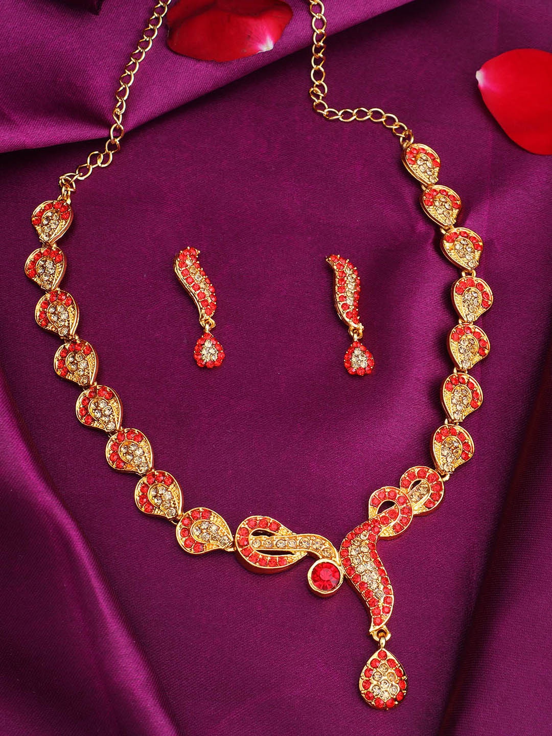 

Sukkhi Gold-Plated Stone-Studded & Beaded Jewellery Set