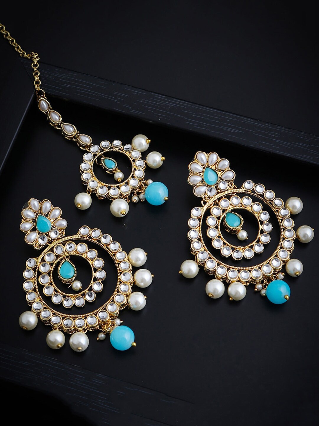 

Sukkhi Gold-Plated Kundan-Studded Jewellery Set