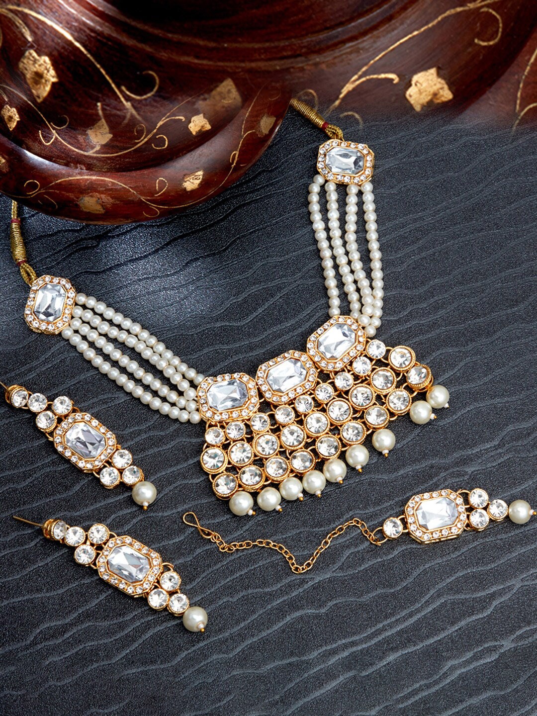 

Sukkhi Gold-Plated Stone Studded & Beaded Choker Necklace & Earrings Set