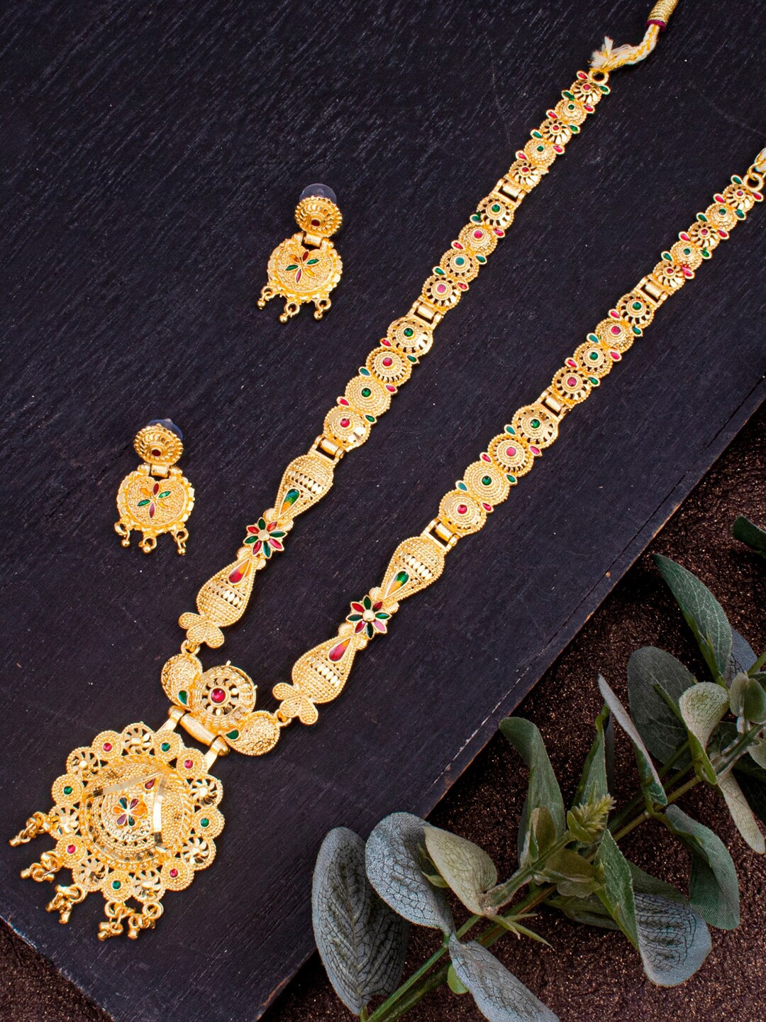 

Sukkhi Gold-Plated Stone Studded Jewellery Set