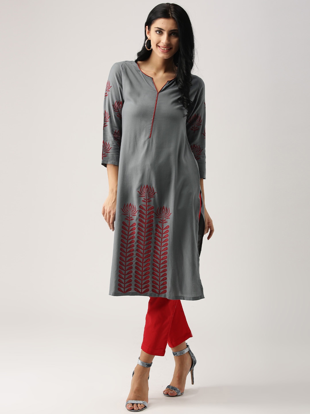 

Aum Women Grey Printed Straight Kurta