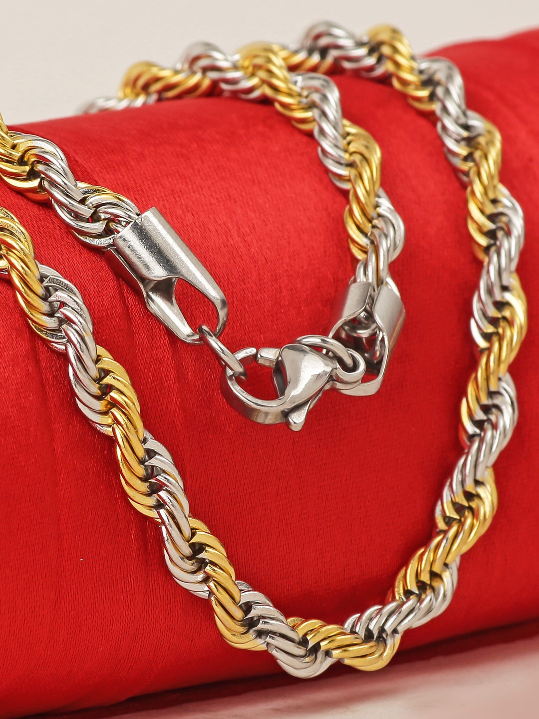 

Fashion Frill Men Gold-Plated Stainless Steel Chain