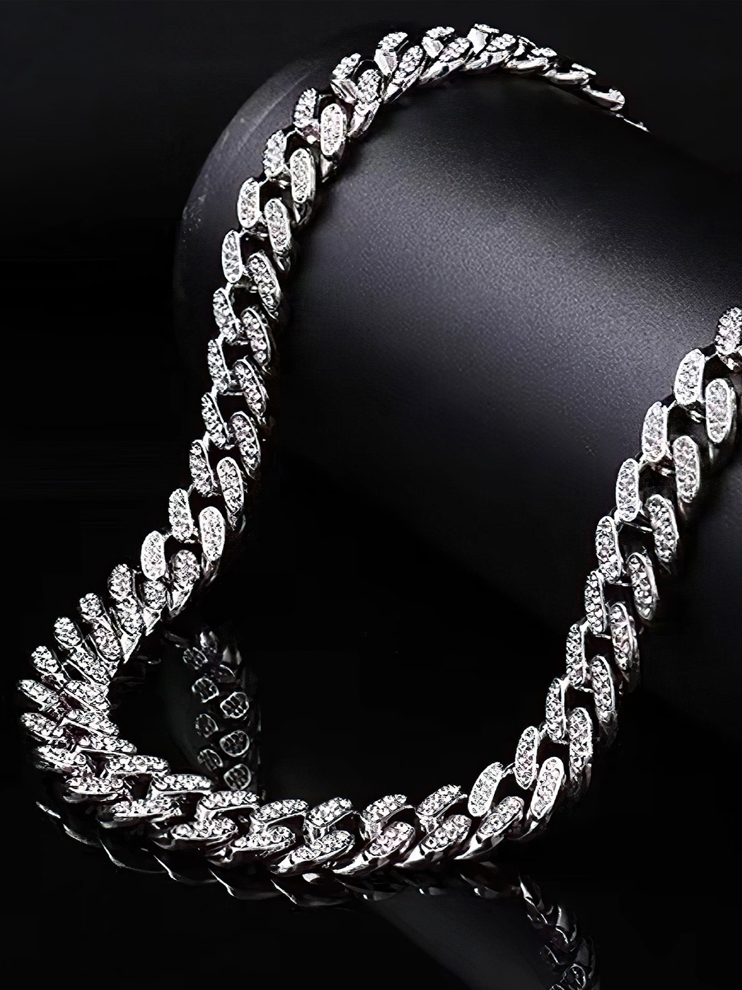

Fashion Frill Silver-Plated Chain