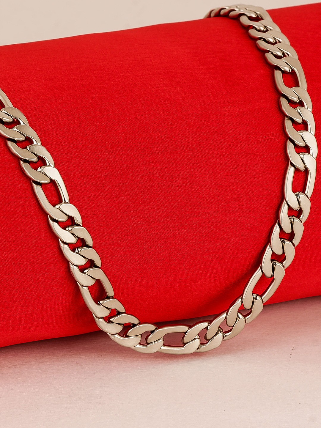 

Fashion Frill Men Silver-Plated Chain