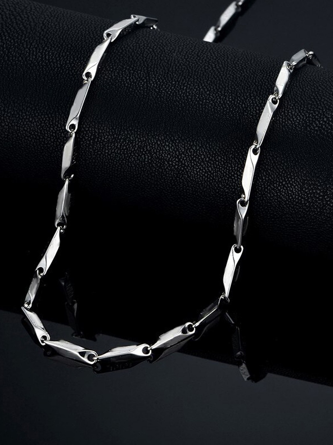 

Fashion Frill Men Silver-Plated Stainless Steel Statement Chain