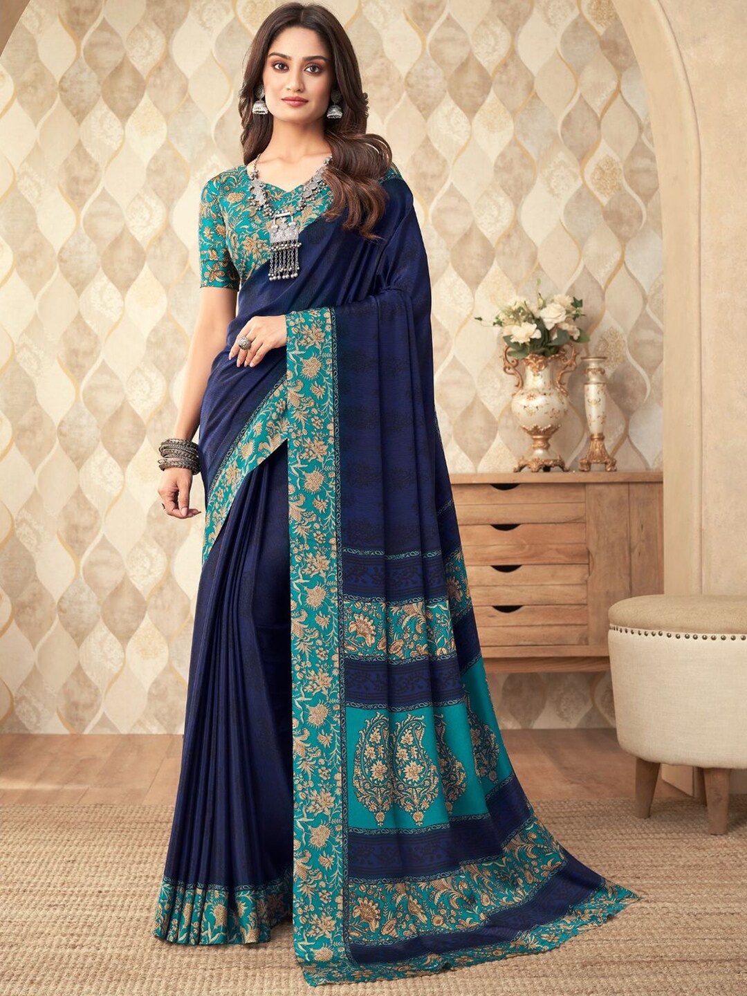 

Kasak Floral Printed Pure Crepe Saree, Blue