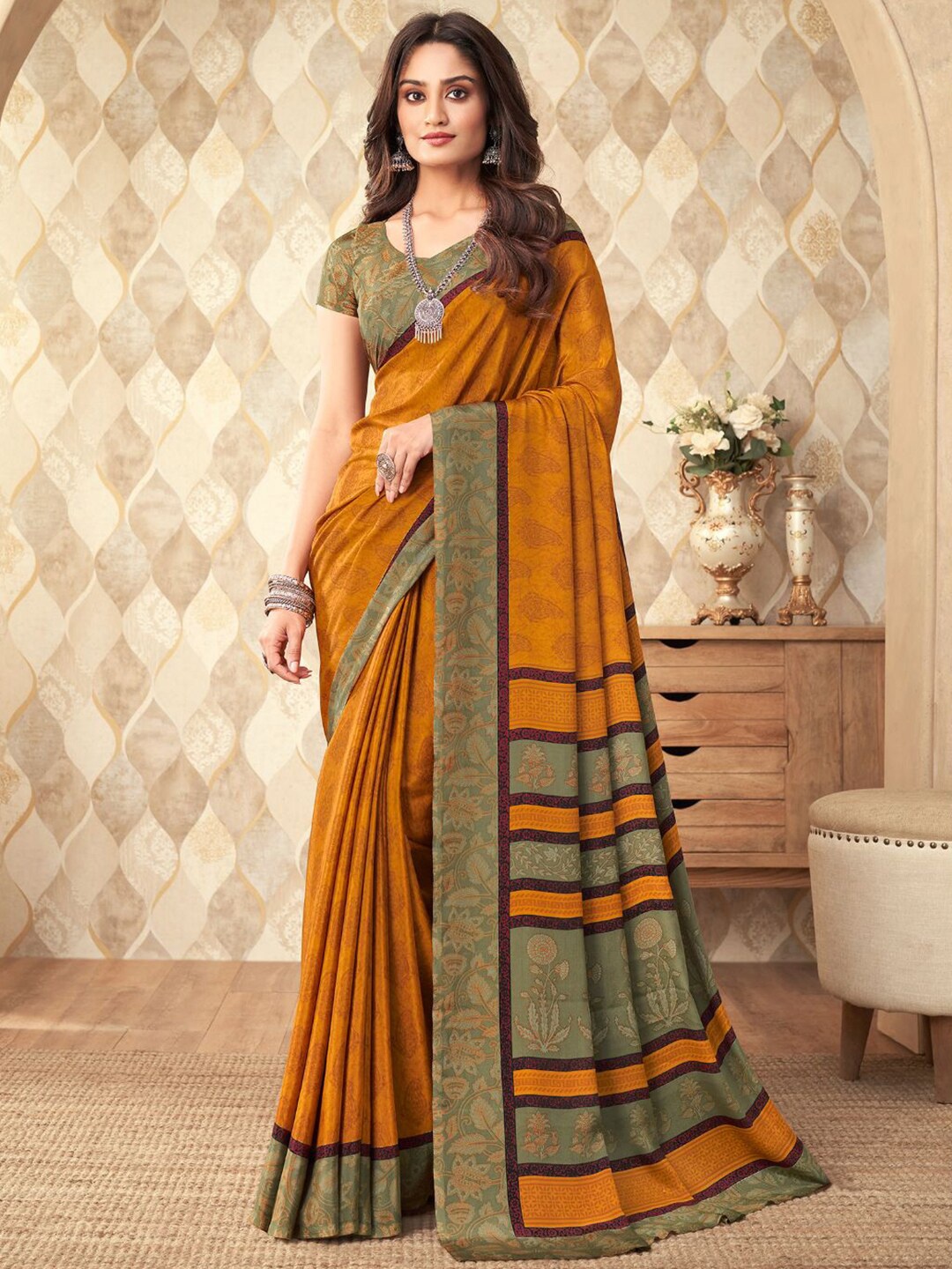 

Kasak Floral Printed Pure Crepe Saree, Yellow