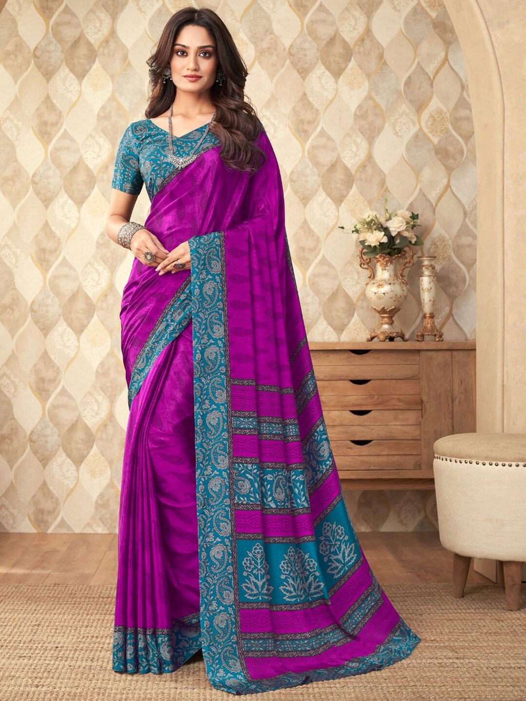 

Kasak Paisley Printed Pure Crepe Saree, Violet