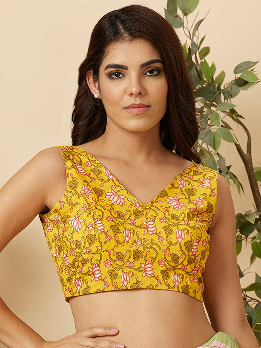 

SALWAR STUDIO Floral Printed Cotton Saree Blouse, Yellow