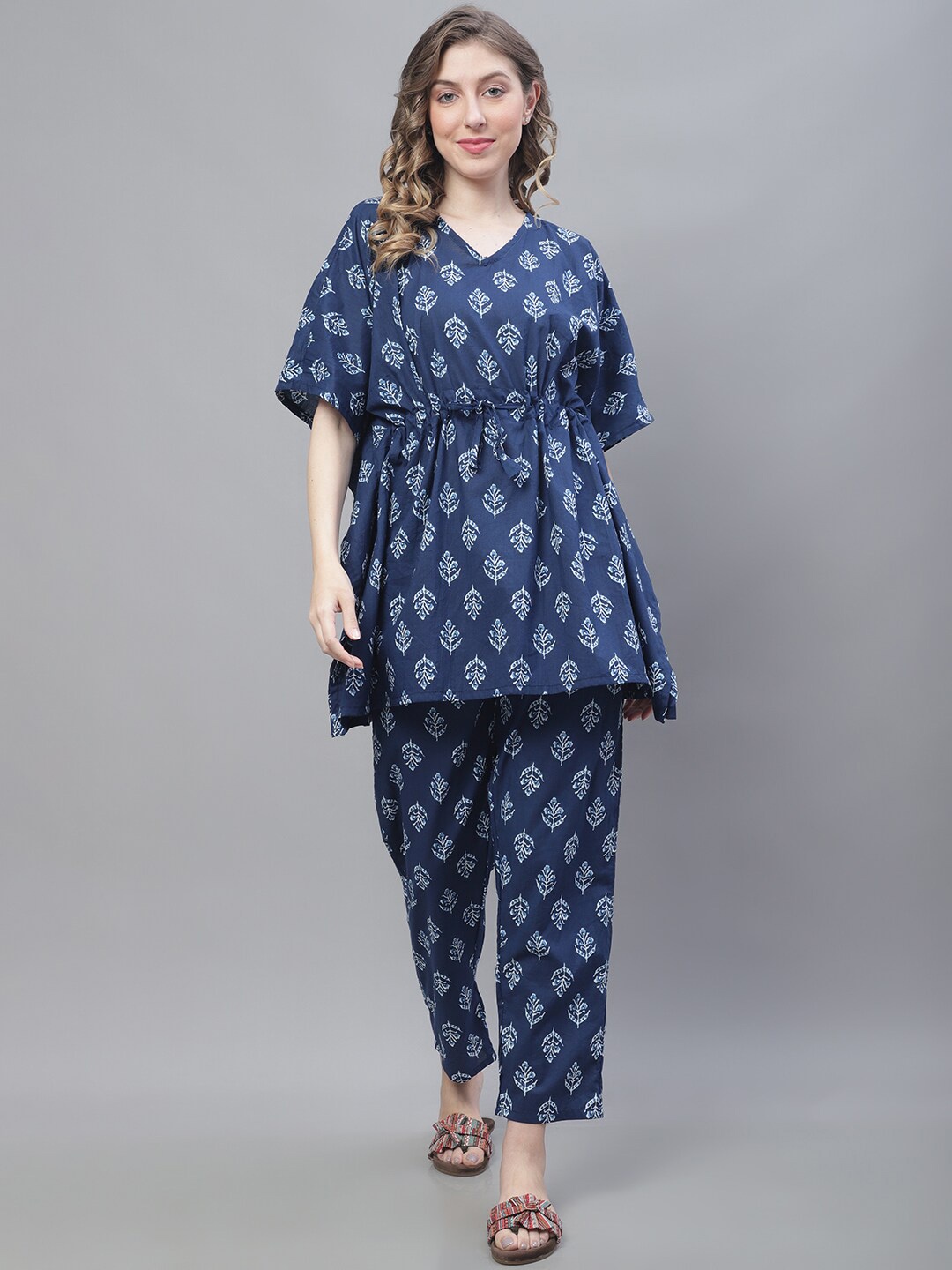 

TAG 7 Ethnic Motif Printed V Neck Pure Cotton Kaftan Kurta With Trousers, Blue