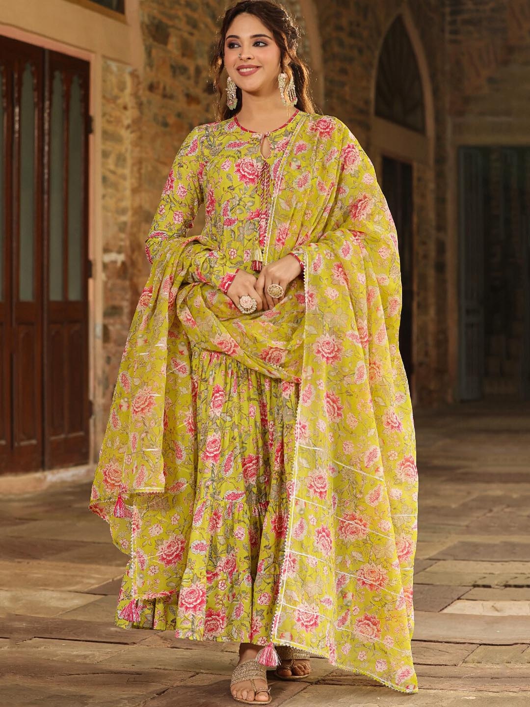 

EverBloom Floral Printed Tiered Pure Cotton Kurta with Trousers & Dupatta, Green