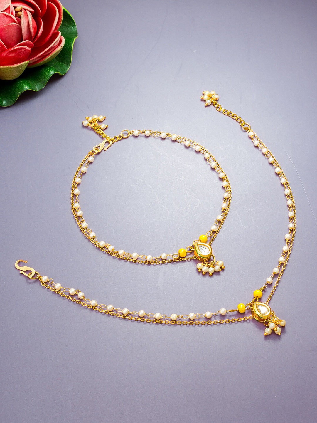 

aadita Set Of 2 Gold-Plated & Beaded Anklets