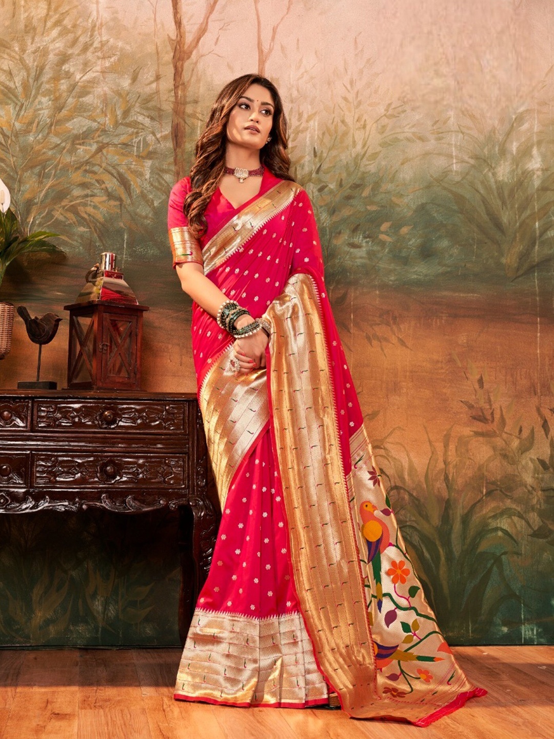 

Mitera Pink & Gold-Toned Ethnic Motifs Woven Design Zari Paithani Saree