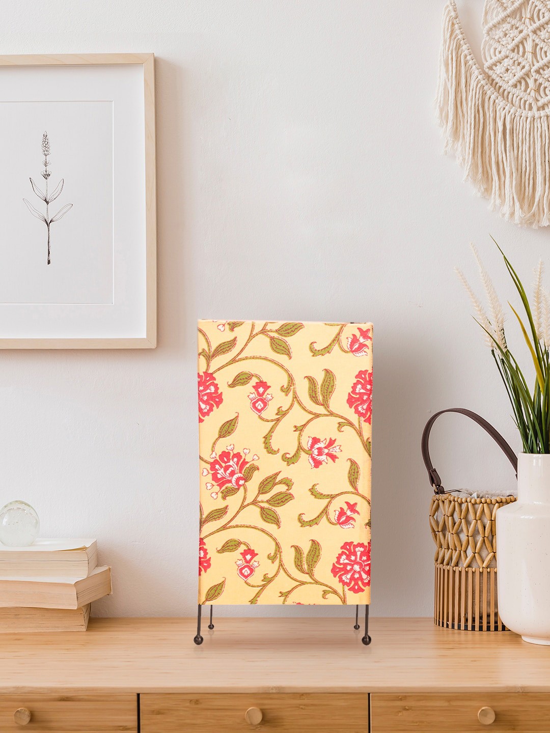 

green girgit Yellow & Red Floral Printed Table Lamp
