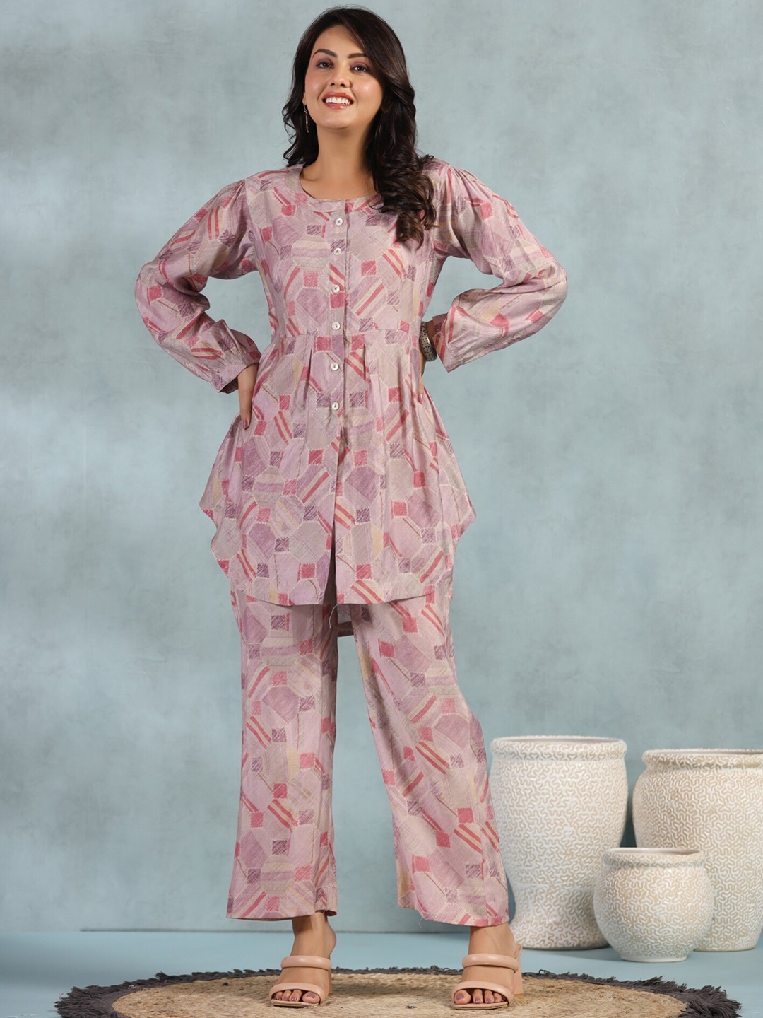 

EtnicaWear Curved Geometric Printed A-Line Kurta with Trousers, Mauve