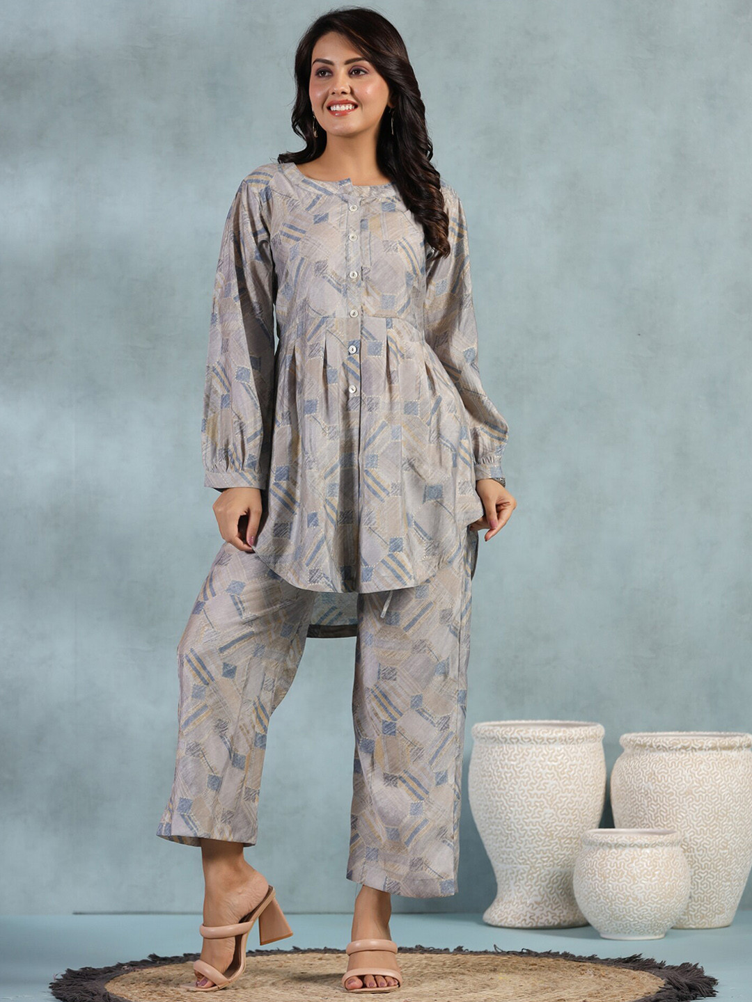 

EtnicaWear Abstract Block Printed Puff Sleeves A-Line Kurti with Palazzos, Grey