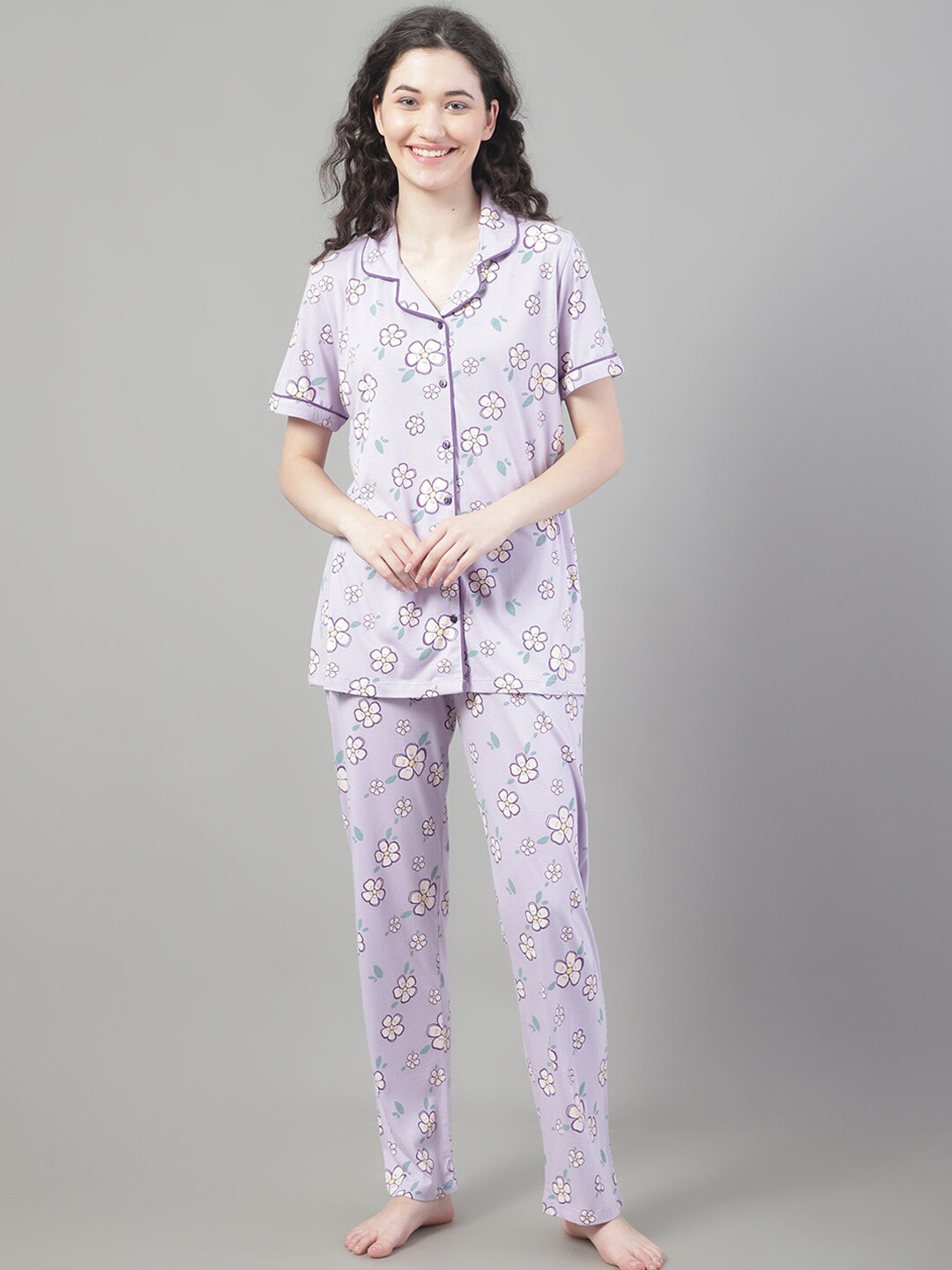 

Kanvin Violet & White Floral Printed Night Suit
