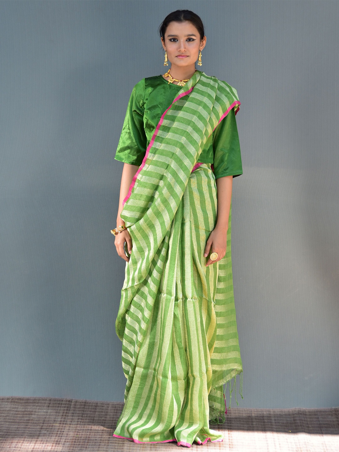 

Chidiyaa Striped Zari Saree, Green