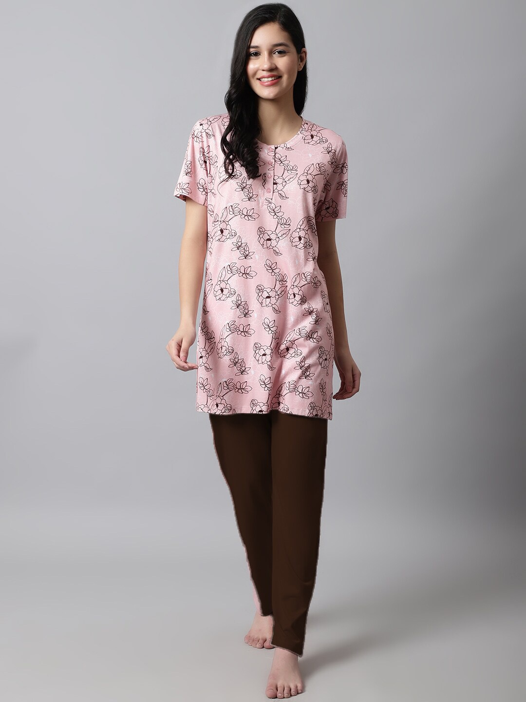 

Kanvin Pink & Brown Floral Printed Pure Cotton Night Suit
