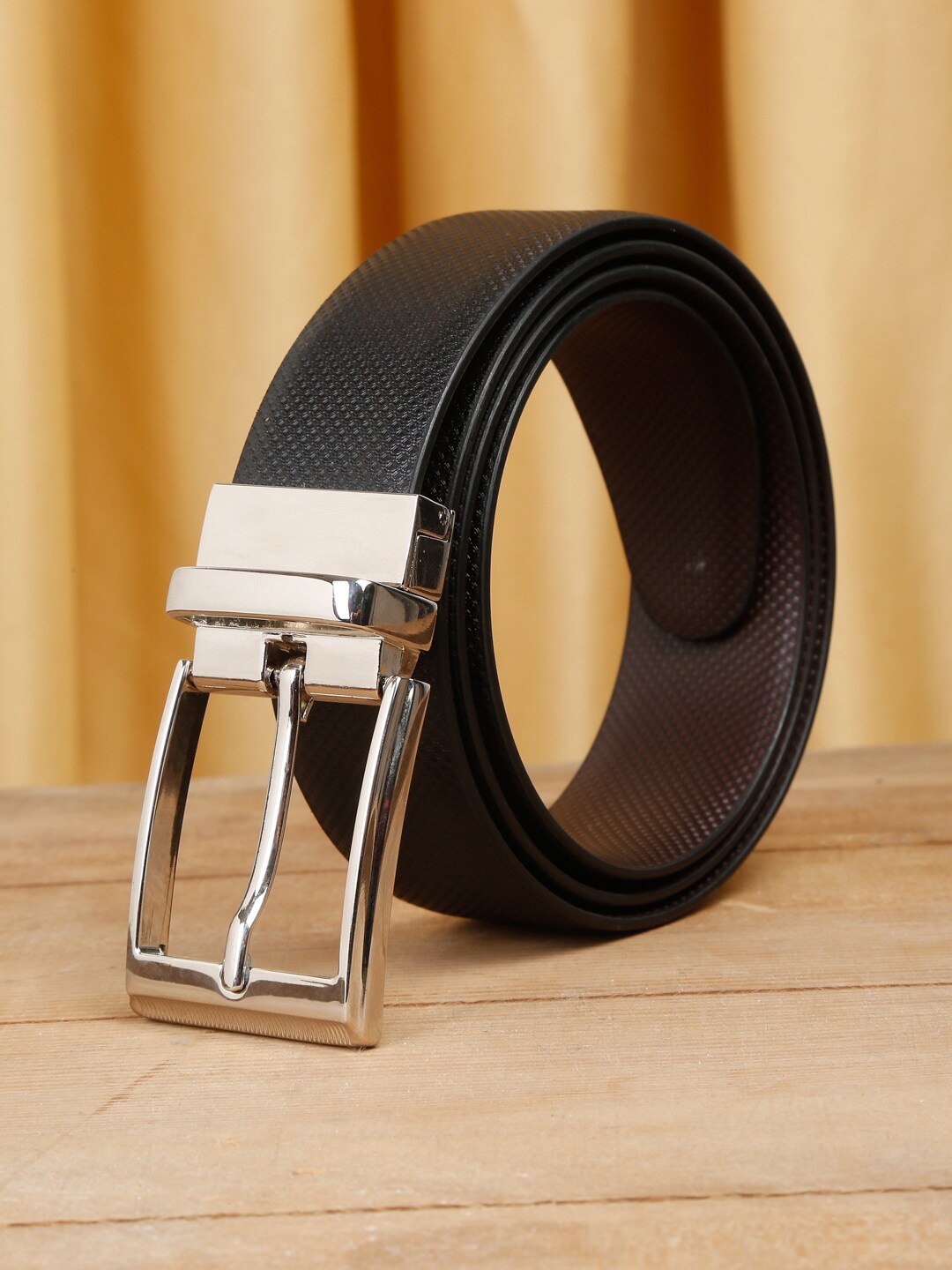 

Apsis Men Textured Reversible Formal Belt, Black