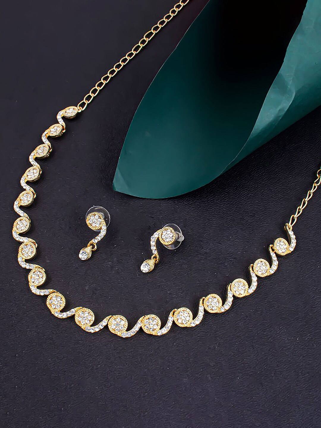 

Sukkhi Gold-Plated CZ Stone Studded Jewellery Set
