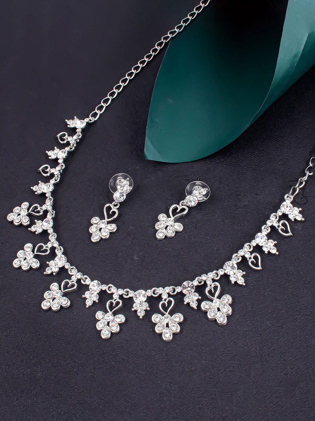 

Sukkhi Rhodium-Plated Stone-Studded & Beaded Jewellery Set, Silver