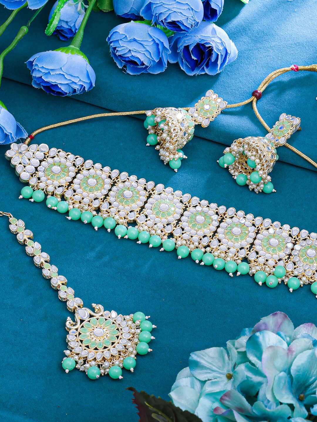 

Sukkhi Gold-Plated Kundan-Studded & Pearl Beaded Jewellery Set