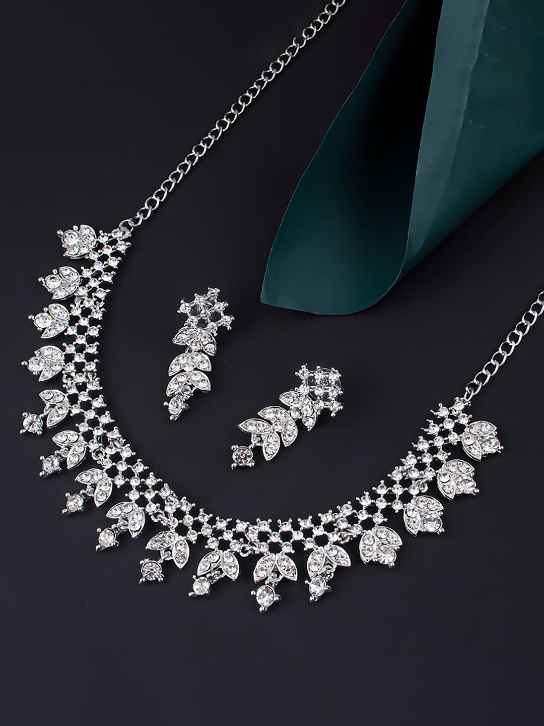 

Sukkhi Rhodium-Plated Stone Studded Jewellery Set, Silver