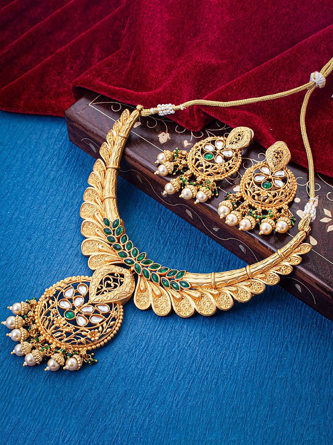 

Sukkhi Gold-Plated Stone Studded & Beaded Necklace and Earrings